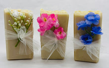 Load image into Gallery viewer, Oatmeal &amp; Honey Soap Bar Favor