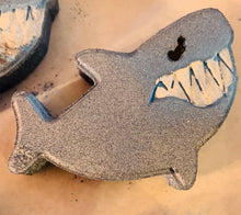Load image into Gallery viewer, Shark Bath Bombs